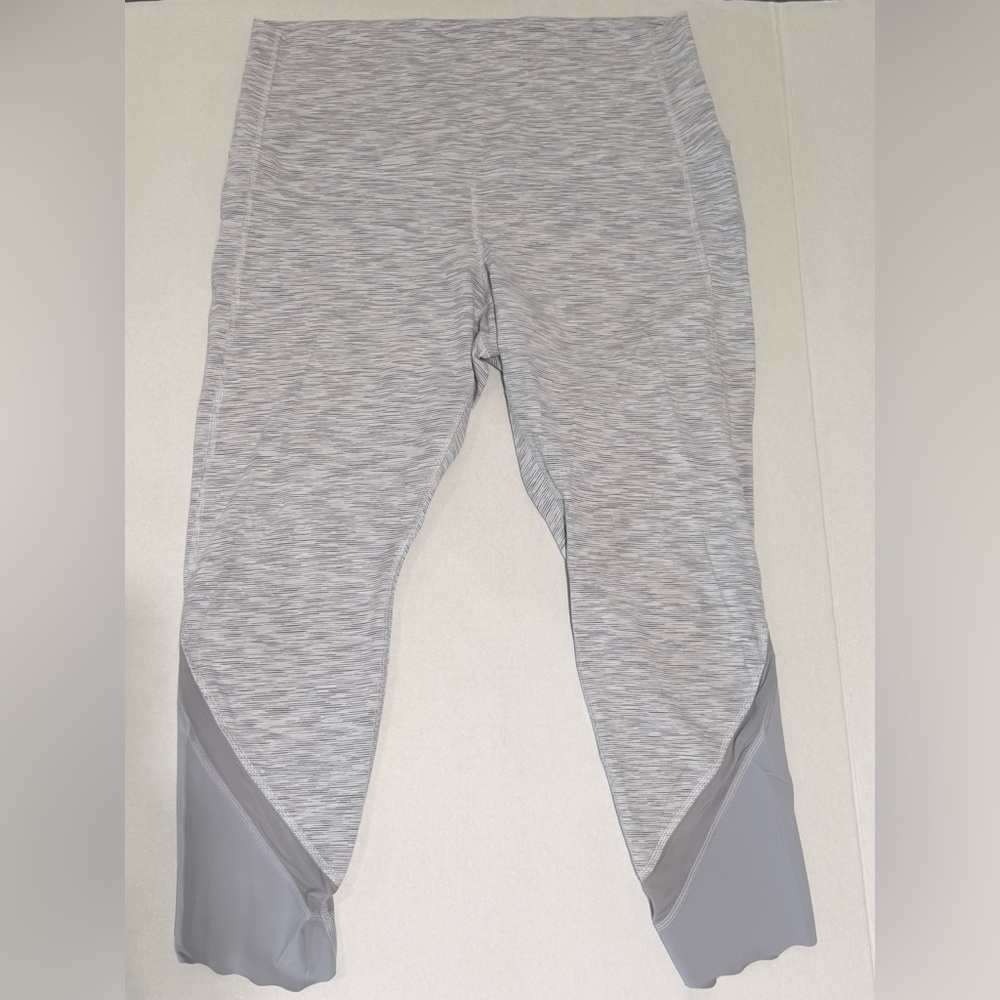 Lululemon Gray Capri Leggings | Women’s XL | DAMAGED SEE DESCRIPTION